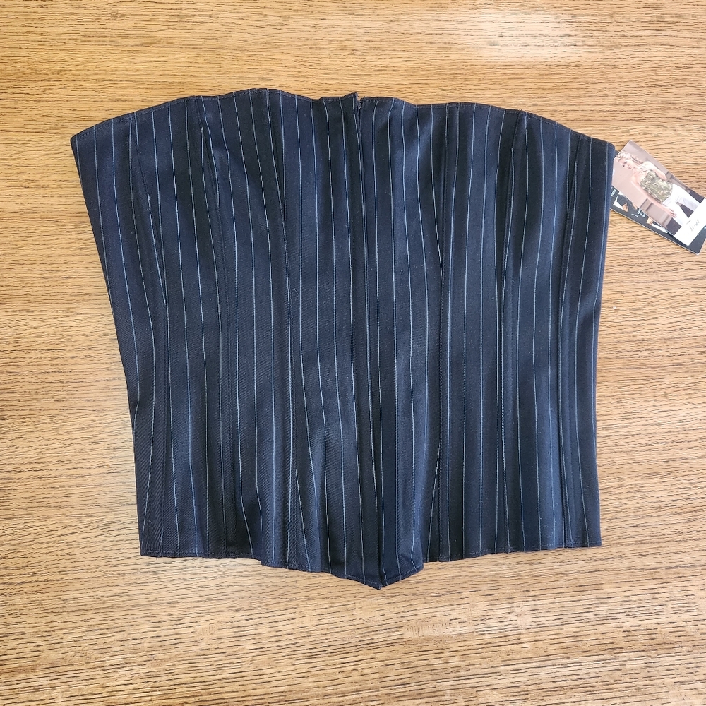 NWT Tesa Classics by Escante Pin Stripe Black and White Corset Top Size 40